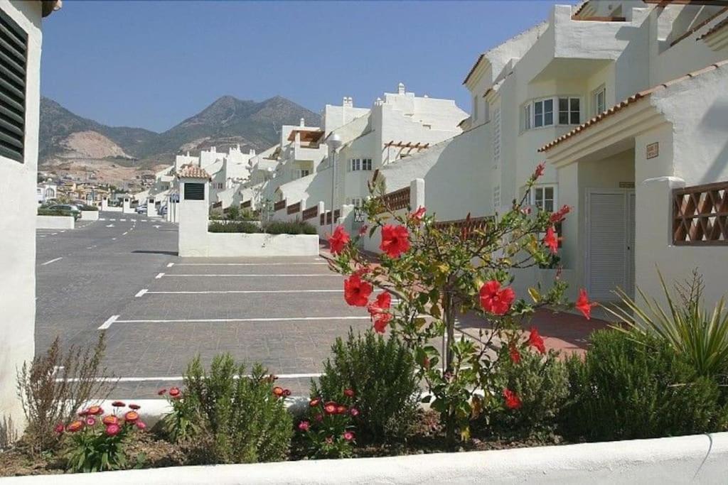 Beautiful Apartment With Pools, Playground And Paddle Tennis - Family Friendly And Near Vithas Hospital - Free Parking In Garage 베날마데나코스타 외부 사진